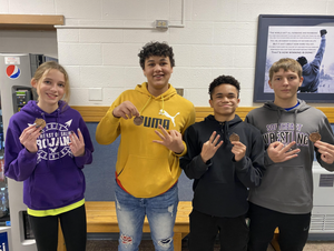 SES Jr High Scholars Bowl Places at Season Opener