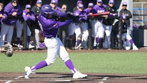 KWU Baseball Rallies in Second Game to Split with Oklahoma Wesleyan