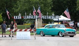 KKOA Ledsled Spectacular Rolls into Salina (Photo Gallery)