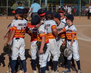 Heat Can't Stop the Scorpions, Astros, Spikes and Jitterbugs! (Photo gallery)