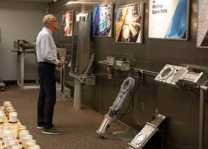 Senator Jerry Moran Visits Vortex Global in Salina