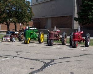 Antique Farm Tractors Bring History Alive (Photo gallery)