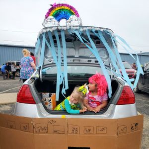 More Halloween Fun with Sunday Trunk-Or-Treats: Photo Gallery