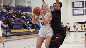 KWU's Outstanding Defensive Effort Pushes Coyotes Past Eagles 87-46