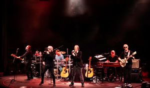 Three Dog Night Performing at Stiefel