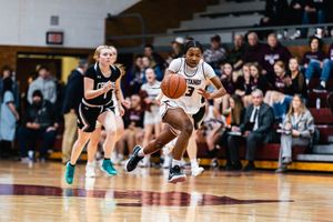 Lady Stangs Roll Past Campus 61 to 15 (Photo Gallery)