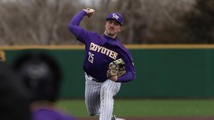 KWU Baseball Sweeps Doubleheader from Iowa Wesleyan