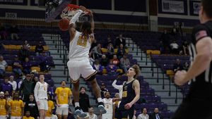 KWU Coyotes Use Big Second Half To Get By Saint Mary