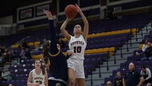 Sterling's big second half pushed Warriors past KWU Coyotes 76-66