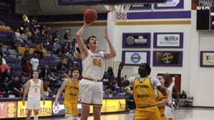 Men’s Basketball holds off Ottawa 89-83