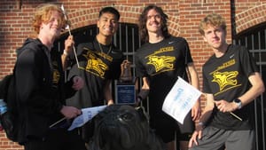 KWU Men’s 4x800m Wins Event at Drake Relays