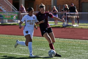 Lady Stangs End Senior Night with a Win, 6-1 (Photo Gallery)