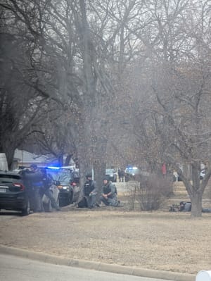 Sunset Elementary Briefly Shelters Students During Police Incident on Birch Drive
