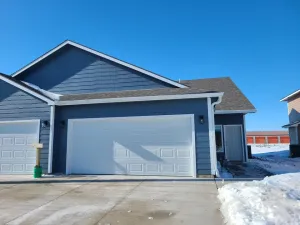 Home of the Day: Stunning New Construction Home with Zero-Entry & Modern Design – Move-In Ready