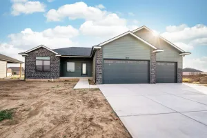 Home of the Day: Stunning New Construction Home with Lake Access