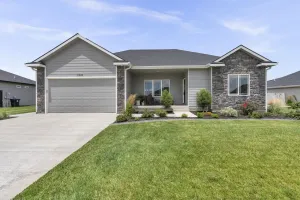 Modern Lake-Access Living in Salina – $415K Gem on Wet Stone Dr