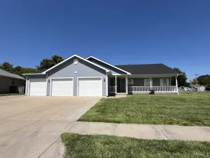 Home of the Day: South Salina Ranch — 4 Bed, 3 Bath, New Roof, 3-Car Garage