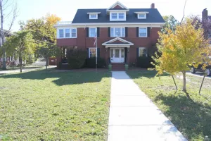 Home of the Day: A Classic Prescott Avenue Showpiece
