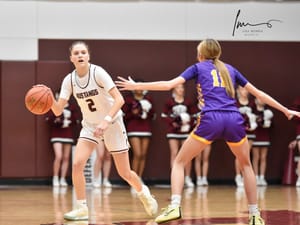 Mustang Girls Defeat Arkansas City (Photo Gallery)