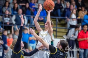 Sacred Heart Girls Advance to Sub-State Finals (Photo Gallery)